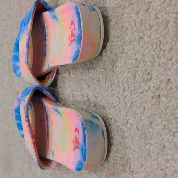 GB Girls (Gianni Bini) pool slides - Picture 5 of 5